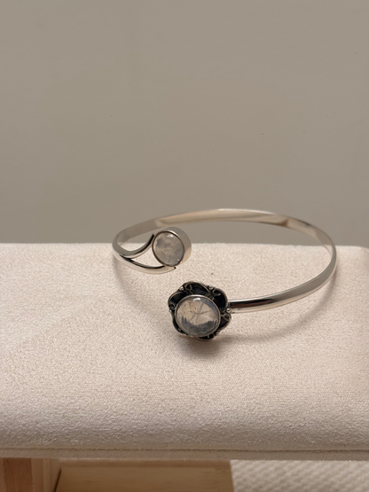 Rainbow Moonstone Open Bangle in 925 Sterling Silver Ð June Birthstone