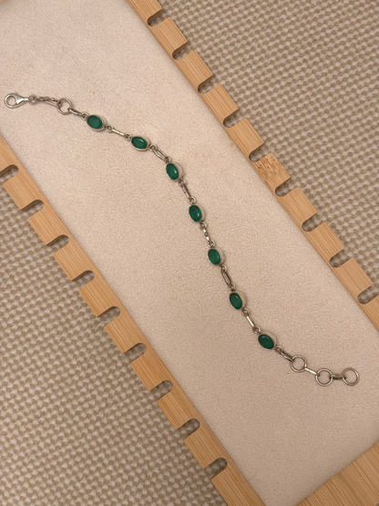 Green Onyx Oval Bracelet in 925 Sterling Silver Ð Green Gemstone Jewelry