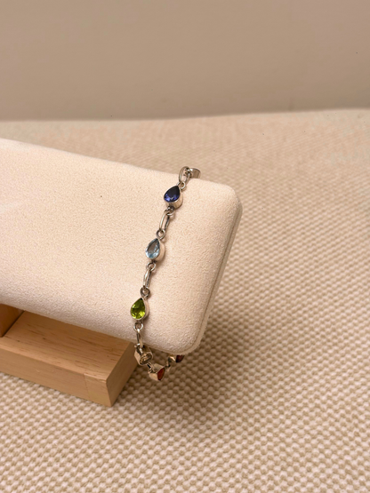 Seven Chakra Gemstone Bracelet in 925 Sterling Silver Ð Multicolor Teardrop