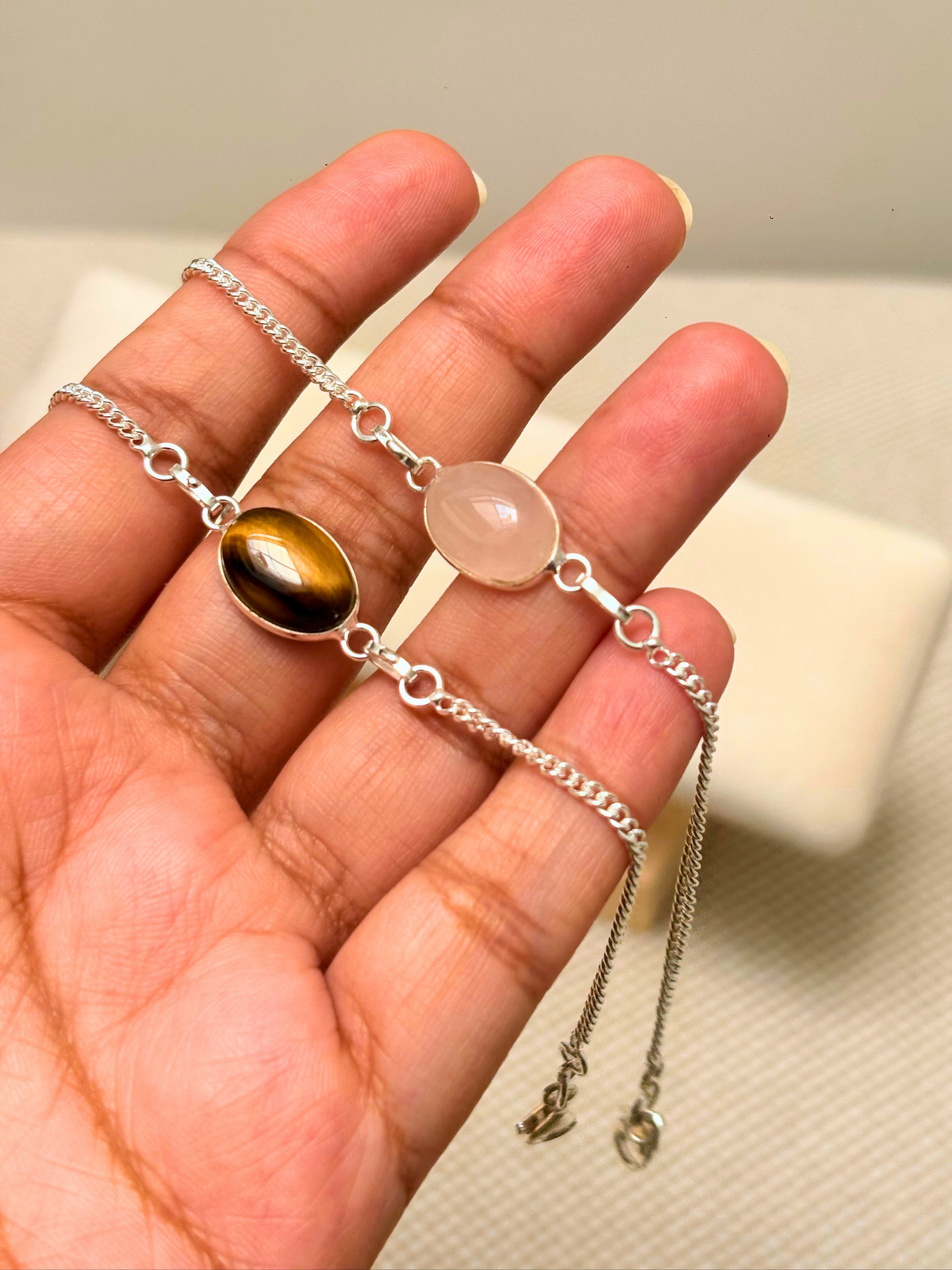Natural Gemstone Oval Bracelet in 925 Sterling Silver – Tiger's Eye or Rose Quartz