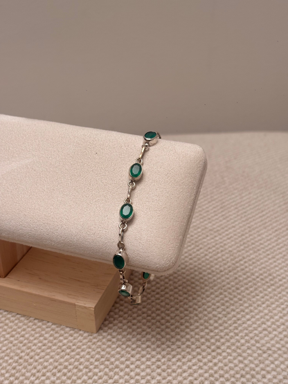 Green Onyx Oval Bracelet in 925 Sterling Silver Ð Green Gemstone Jewelry