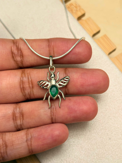 Green Onyx Bee Pendant in 925 Sterling Silver