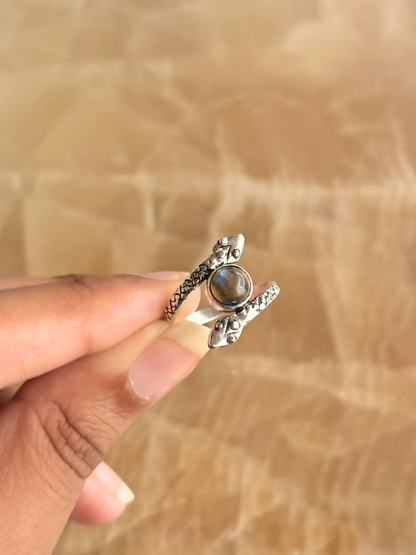 Natural Malachite Snake Ring, 925 Sterling Silver Ring, Green Gemstone Ring, Serpent Statement Ring, Gift for Her