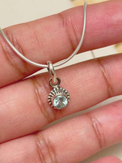 Blue Topaz Round Pendant in 925 Sterling Silver